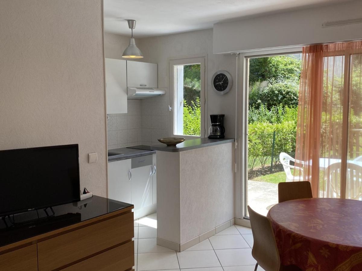 شقة Cabourg : Studio Rez-De-Jardin Proche Plage, Animaux Acceptes, Tv, Wi-Fi Optionnel - Fr-1-487-331 المظهر الخارجي الصورة